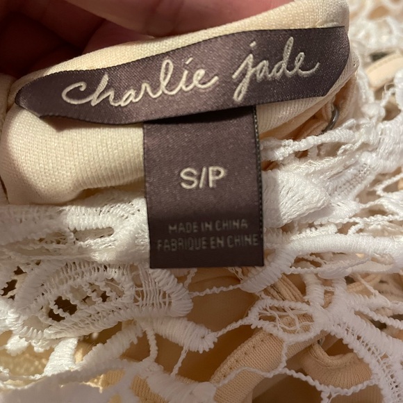 White Crochet Lace Romper - Picture 6 of 7